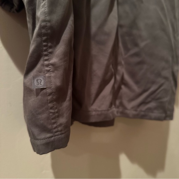 Lululemon City Stroll Jacket Grey Sage - Picture 12 of 12